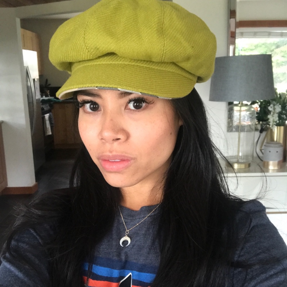 Burberry Tweed Hat in Hipster Green